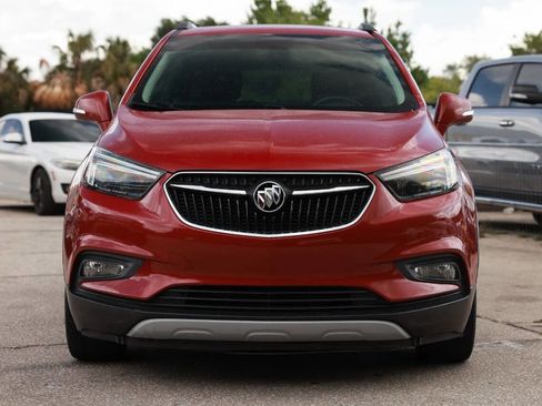Used 2019 Buick Encore Essence FWD image 4