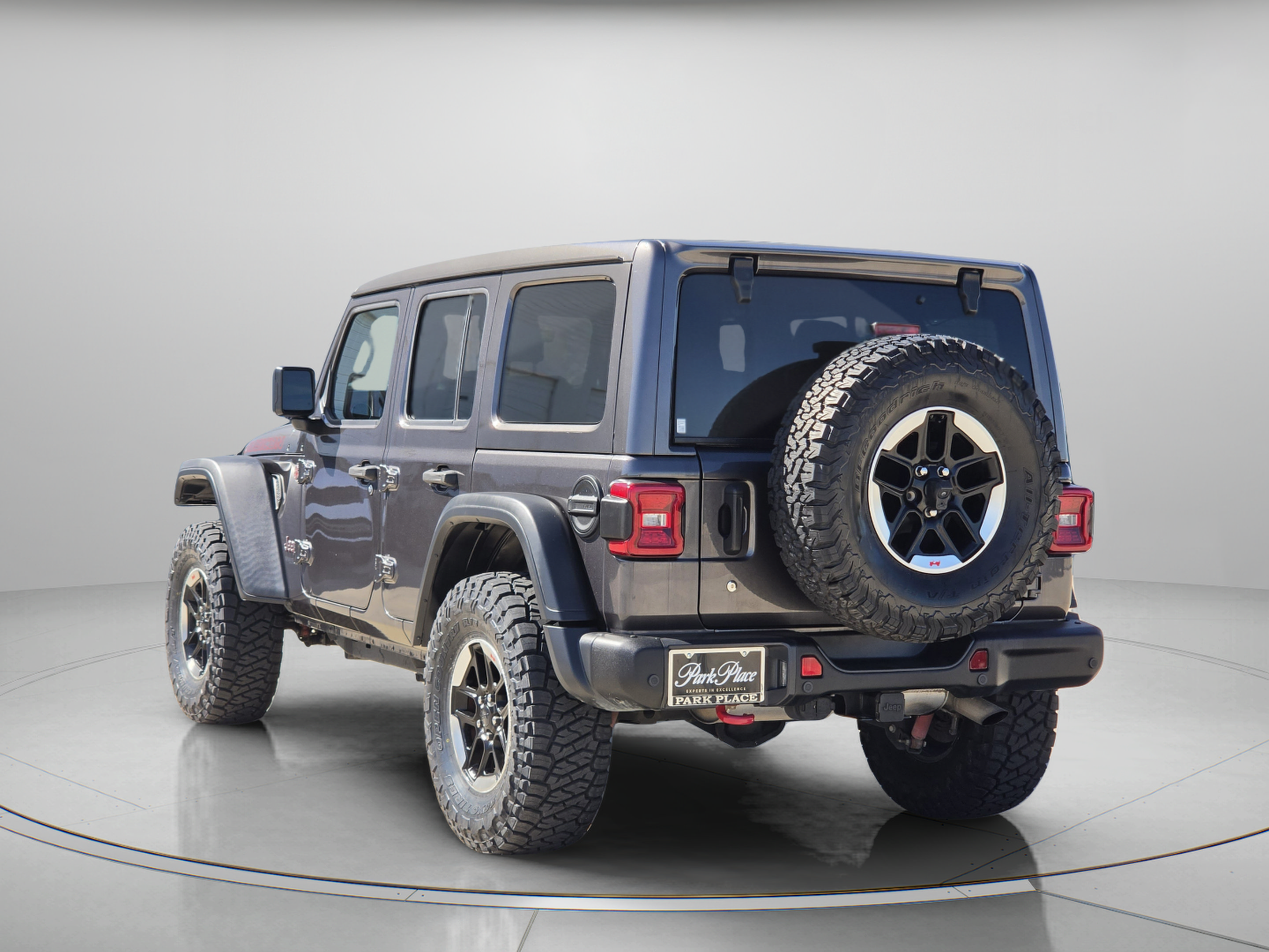 Used 2020 Jeep Wrangler Unlimited Rubicon AWD/4WD image 3