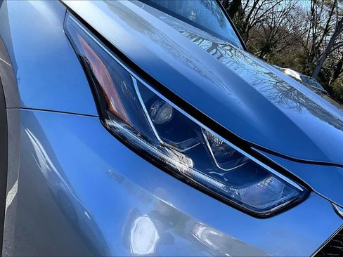 Used 2022 Toyota Highlander Limited image 27