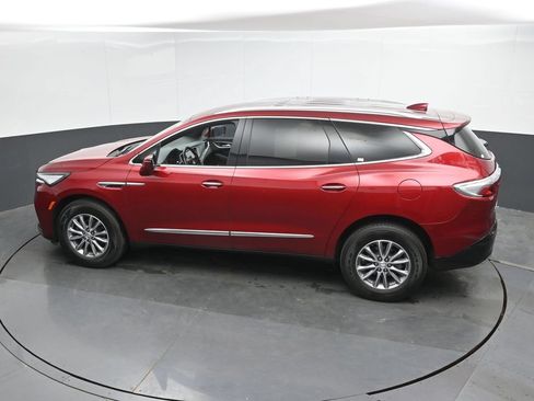 Used 2024 Buick Enclave Premium AWD/4WD image 38