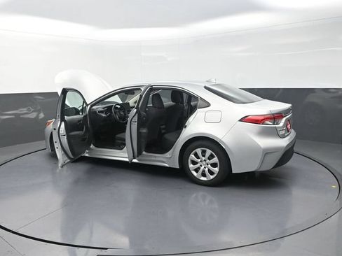 Used 2024 Toyota Corolla LE FWD image 42