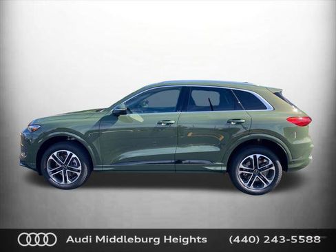 Used 2025 Audi Q5 Premium w/ Convenience Package AWD/4WD image 9