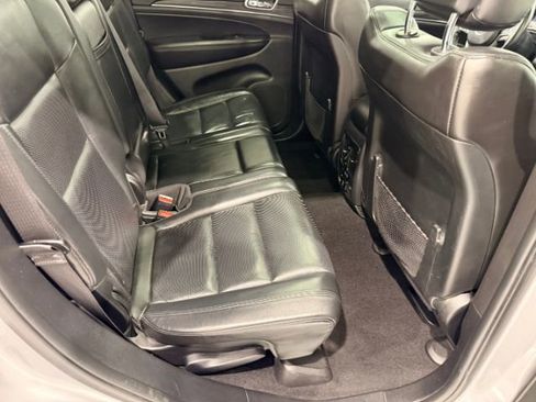 Used 2019 Jeep Grand Cherokee Limited w/ Luxury Group II image 47