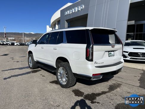 Used 2024 Cadillac Escalade Premium Luxury image 13