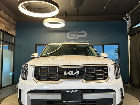 Used 2025 Kia Telluride S AWD/4WD image 8