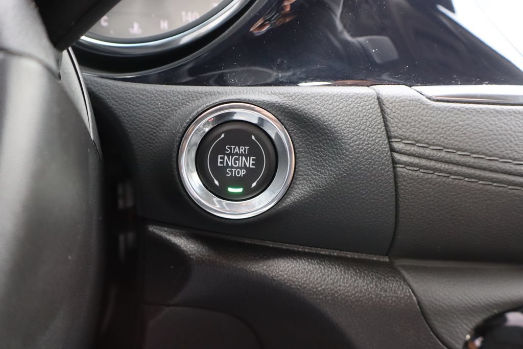 Used 2023 Buick Encore GX Preferred w/ Cold Weather Comfort Package FWD image 13