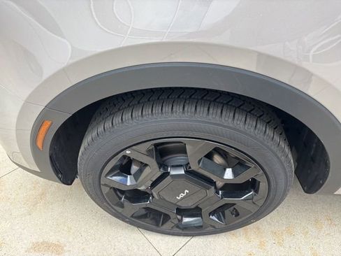Used 2024 Kia Sorento X-Line EX AWD/4WD image 12