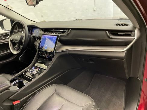 Certified 2022 Jeep Grand Cherokee L Limited AWD/4WD image 26