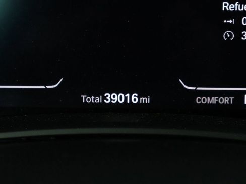 Used 2021 BMW X7 M50i AWD/4WD image 36