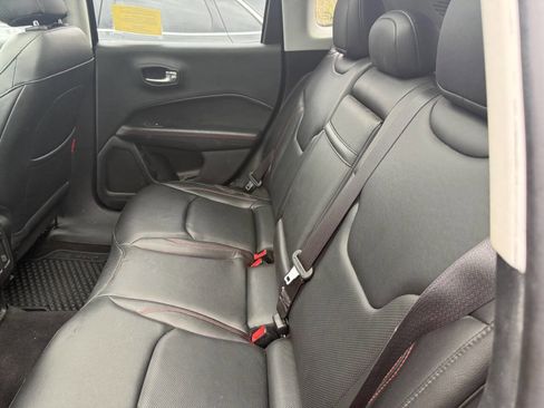 Used 2018 Jeep Compass Trailhawk w/ Leather Interior Group AWD/4WD image 22