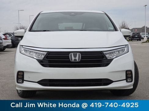 Certified 2023 Honda Odyssey Touring image 11
