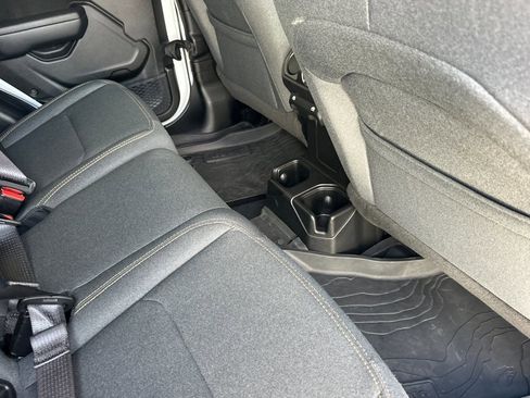 Used 2024 Jeep Gladiator Sport image 29