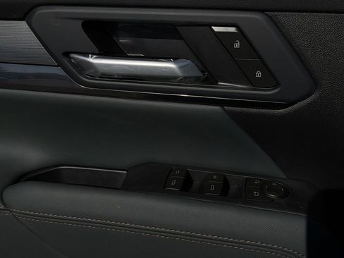 New 2026 GMC Terrain AT4 AWD/4WD image 15