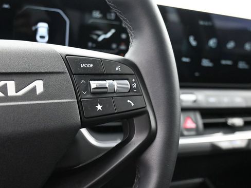 Used 2025 Kia K4 EX FWD image 4