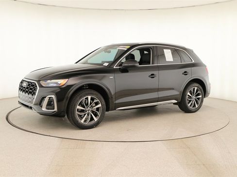 Certified 2023 Audi Q5 2.0T Premium w/ Convenience Package image 13