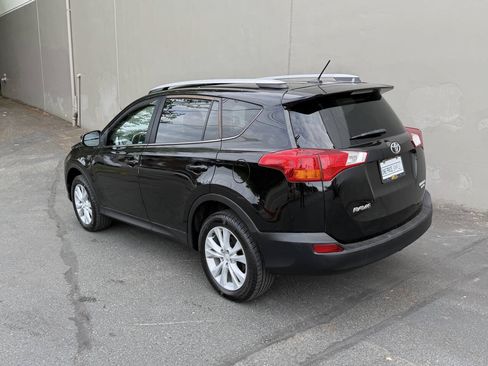 Used 2015 Toyota RAV4 Limited AWD/4WD image 2