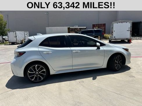Used 2021 Toyota Corolla XSE FWD image 2