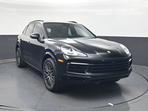 Used 2019 Porsche Cayenne AWD/4WD image 2