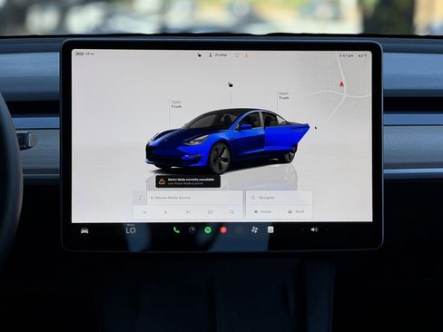 Used 2023 Tesla Model 3 Standard Range image 46