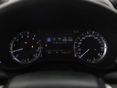 Used 2024 Toyota Highlander XLE image 24