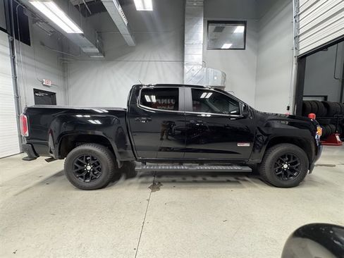 Used 2019 GMC Canyon All Terrain w/ All Terrain X Package AWD/4WD image 8