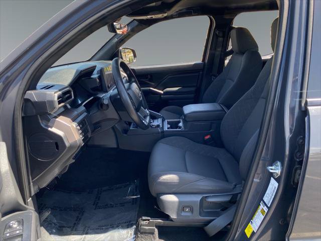 Certified 2024 Toyota Tacoma SR5 AWD/4WD image 9