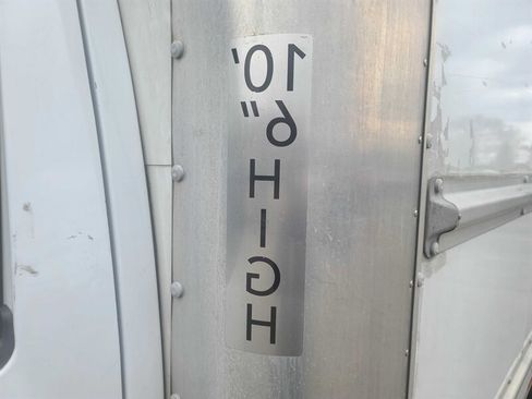 Used 2018 Ford E-350 and Econoline 350 Super Duty image 26