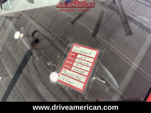 Used 2025 Chevrolet Silverado EV LT w/ LPO, Dark Package Plus image 33