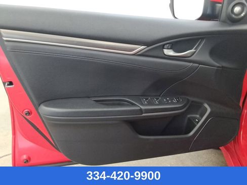 Used 2020 Honda Civic Touring image 17