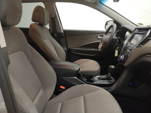 Used 2018 Hyundai Santa Fe SE w/ Cargo Package image 21