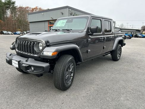 New 2026 Jeep Gladiator Sport image 15