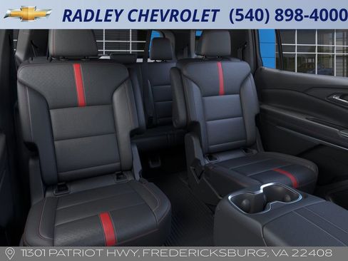 New 2026 Chevrolet Traverse RS w/ LPO, Floor Liner Package image 17