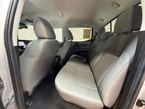 Used 2023 Toyota Tacoma SR w/ SR Convenience Package RWD image 11