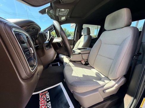 Used 2020 Chevrolet Silverado 1500 LT image 21