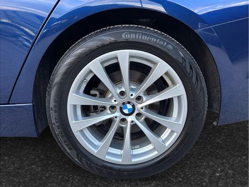 Used 2017 BMW 320i xDrive Sedan image 14