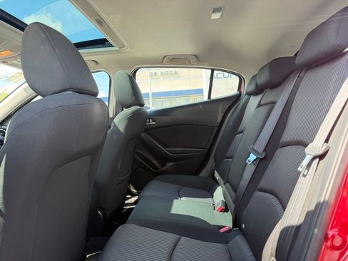 Used 2016 MAZDA MAZDA3 i Touring FWD image 25