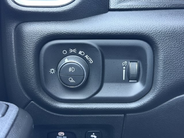 Used 2025 RAM 1500 Lone Star AWD/4WD image 22