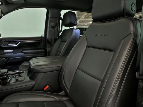 Used 2024 GMC Sierra 1500 Denali AWD/4WD image 14