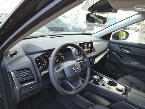 New 2026 Nissan Rogue Dark Armor AWD/4WD image 18