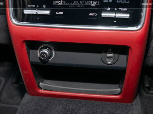 Used 2023 Porsche Cayenne GTS w/ Premium Package Plus image 21