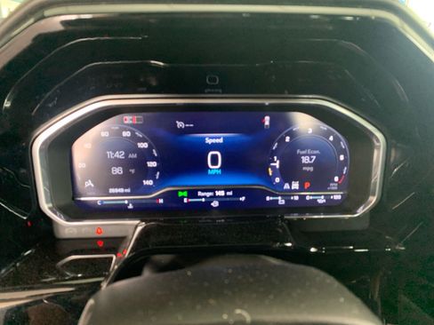 Used 2024 Chevrolet Silverado 1500 High Country image 22