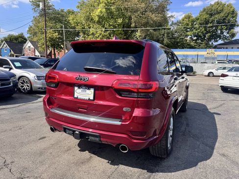 Used 2015 Jeep Grand Cherokee Overland w/ Advanced Technology Group image 8