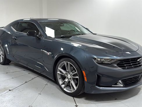Used 2020 Chevrolet Camaro LT w/ RS Package image 3
