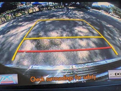 Used 2013 Lexus LX 570 4WD image 6