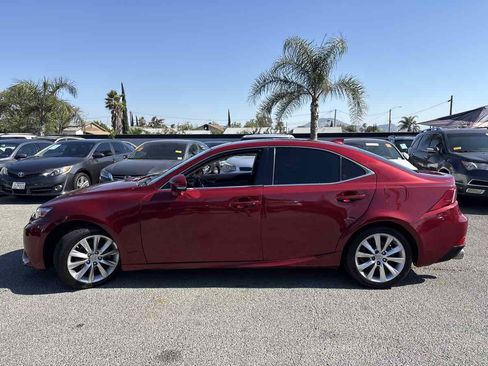 Used 2015 Lexus IS 250 RWD image 4