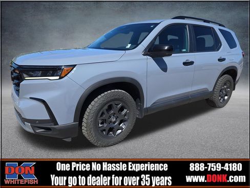 Used 2024 Honda Pilot TrailSport image 4