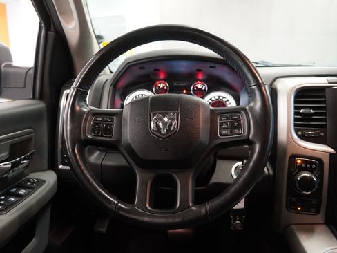 Used 2018 RAM 1500 Big Horn AWD/4WD image 17