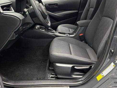 Used 2024 Toyota Corolla LE w/ LE Convenience Package FWD image 12