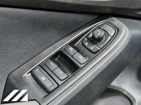 Used 2024 Subaru Crosstrek 2.5i Sport AWD/4WD image 19