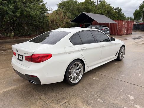 Used 2018 BMW 540i image 3